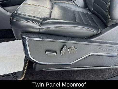 Certified 2022 Ford F150 Platinum w/ Equipment Group 701A High image 21