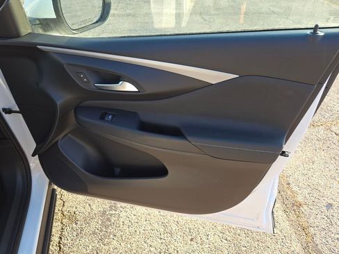 New 2026 Buick Envista Preferred w/ Convenience I Package FWD image 5