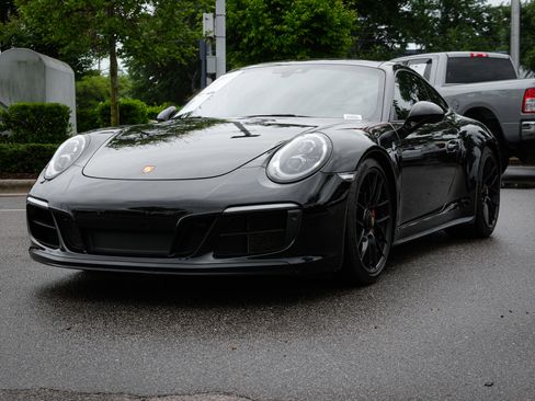 Used 2019 Porsche 911 Carrera GTS RWD image 5