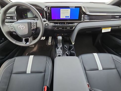 New 2026 Toyota Camry SE image 9