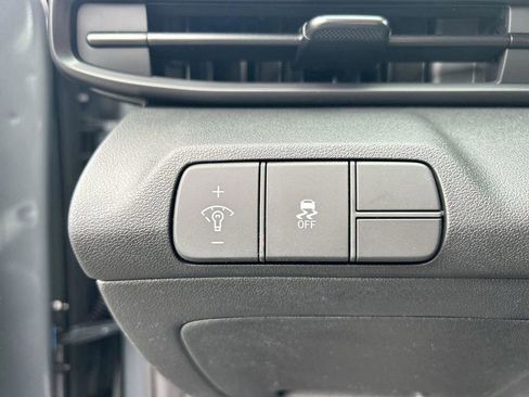 New 2026 Hyundai Elantra Sport image 28