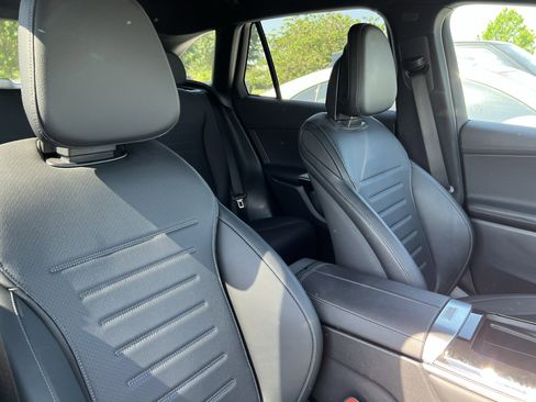Used 2024 Mercedes-Benz GLC 300 4MATIC w/ AMG Line image 35