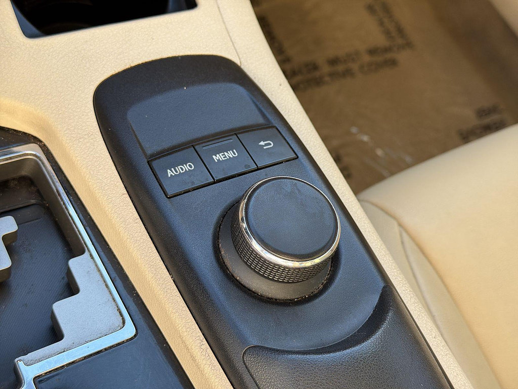 Used 2013 Lexus ES 300h w/ Premium Pkg FWD image 40