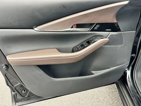 Certified 2025 MAZDA CX-30 2.5 Turbo w/ Premium Package image 17