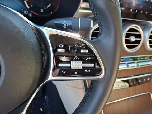 Certified 2022 Mercedes-Benz GLC 300 4MATIC image 22
