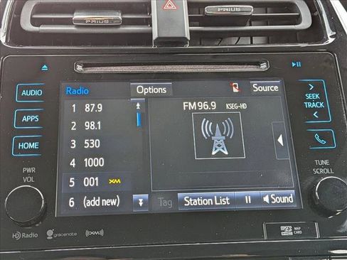 Used 2018 Toyota Prius Prime Plus image 13