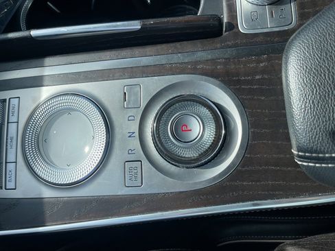 Used 2021 Genesis GV80 2.5T w/ Prestige Package 05 image 9