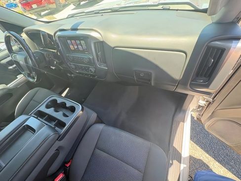 Used 2019 Chevrolet Silverado 1500 LT AWD/4WD image 10