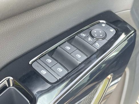New 2026 Nissan Pathfinder Platinum AWD/4WD image 24