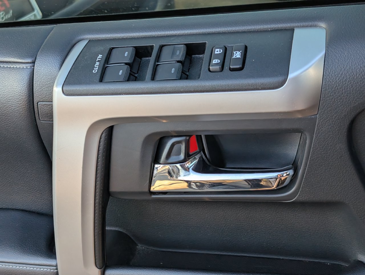 Used 2019 Toyota 4Runner SR5 Premium RWD image 24
