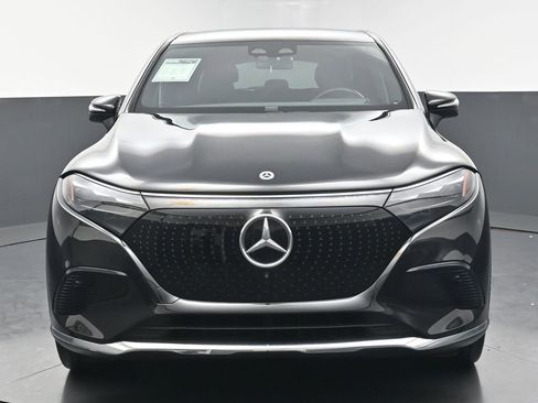 Used 2023 Mercedes-Benz EQS 450+ SUV image 8