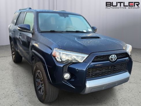 Used 2019 Toyota 4Runner TRD Off-Road Premium AWD/4WD image 6