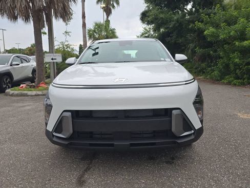New 2027 Hyundai Kona SE FWD image 10