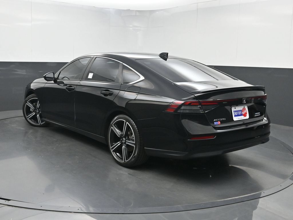 Used 2023 Honda Accord Sport image 18