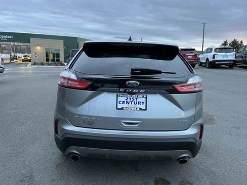 Used 2024 Ford Edge Titanium image 10
