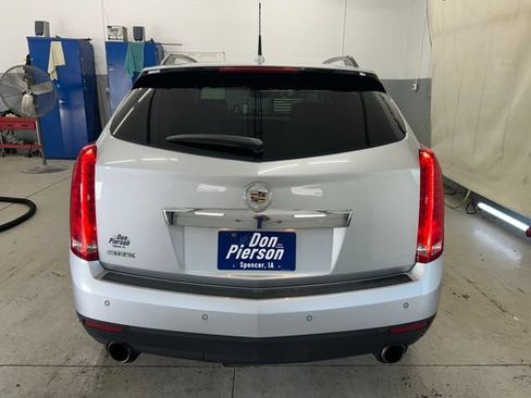 Used 2010 Cadillac SRX Luxury FWD image 5