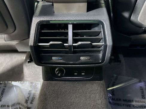 Certified 2023 Audi Q3 2.0T Premium w/ Convenience Package image 23