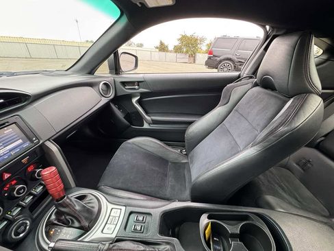 Used 2015 Subaru BRZ Limited image 30