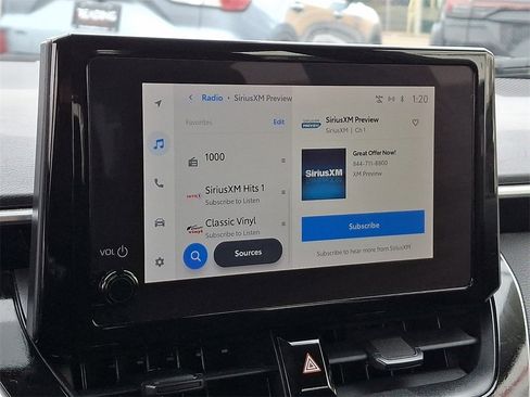 Used 2023 Toyota Corolla SE image 16