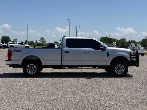 Used 2022 Ford F350 XLT w/ XLT Premium Package AWD/4WD image 4