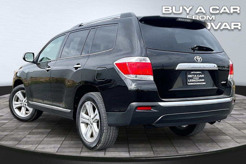 Used 2013 Toyota Highlander Limited AWD/4WD image 2