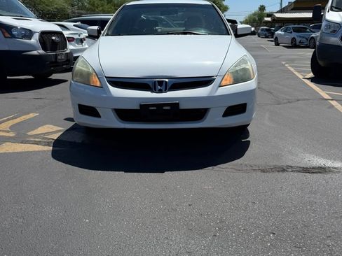 Used 2006 Honda Accord LX image 2
