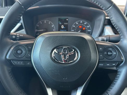 Certified 2025 Toyota Corolla SE w/ Convenience Package image 23