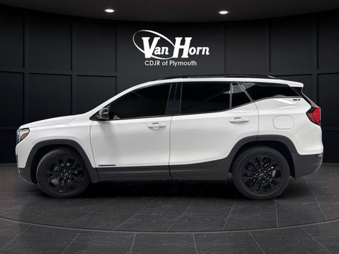 Used 2021 GMC Terrain SLT w/ Infotainment Package II FWD image 6