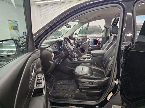 Used 2019 Chevrolet Traverse RS AWD/4WD image 8