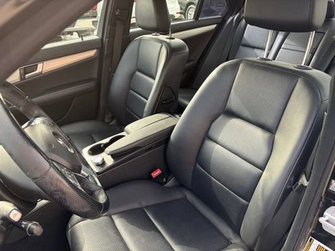 Used 2014 Mercedes-Benz C 300 4MATIC Sedan image 18