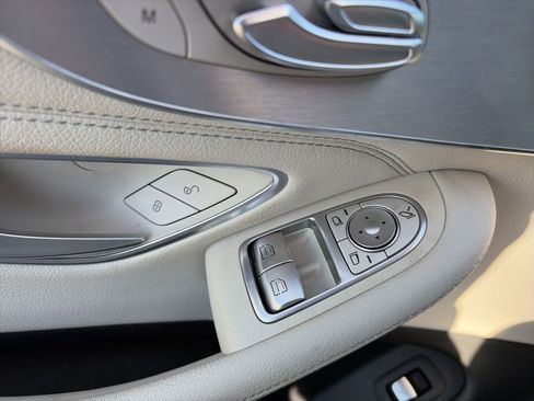 Used 2018 Mercedes-Benz C 300 Coupe image 12