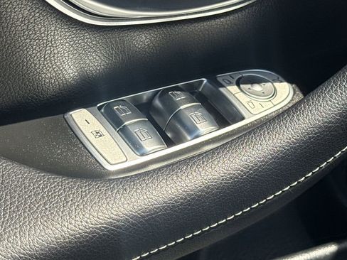 Used 2021 Mercedes-Benz E 350 Sedan image 20