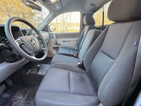 Used 2011 GMC Sierra 1500 W/T image 16