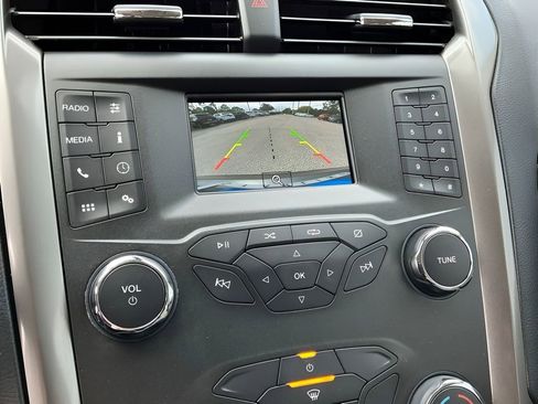 Used 2020 Ford Fusion S image 32