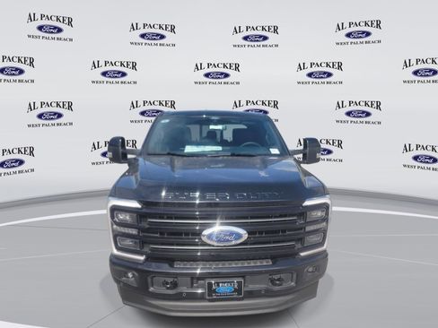 New 2025 Ford F250 Platinum w/ FX4 Off-Road Package AWD/4WD image 7