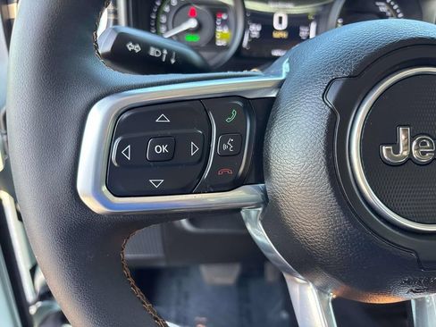 Used 2024 Jeep Wrangler Unlimited Sahara w/ Dual Top Group AWD/4WD image 19