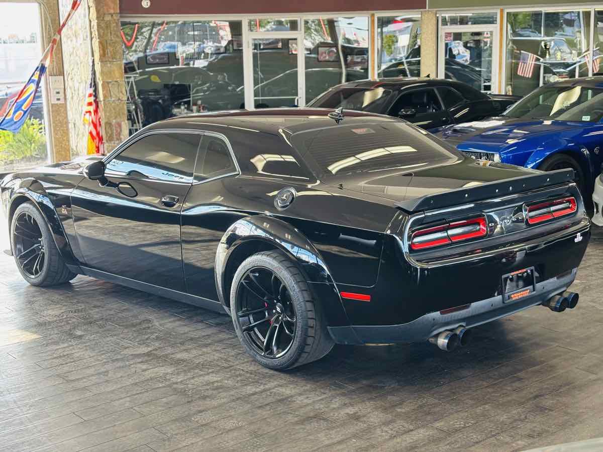 Used 2020 Dodge Challenger R/T Scat Pack RWD image 15