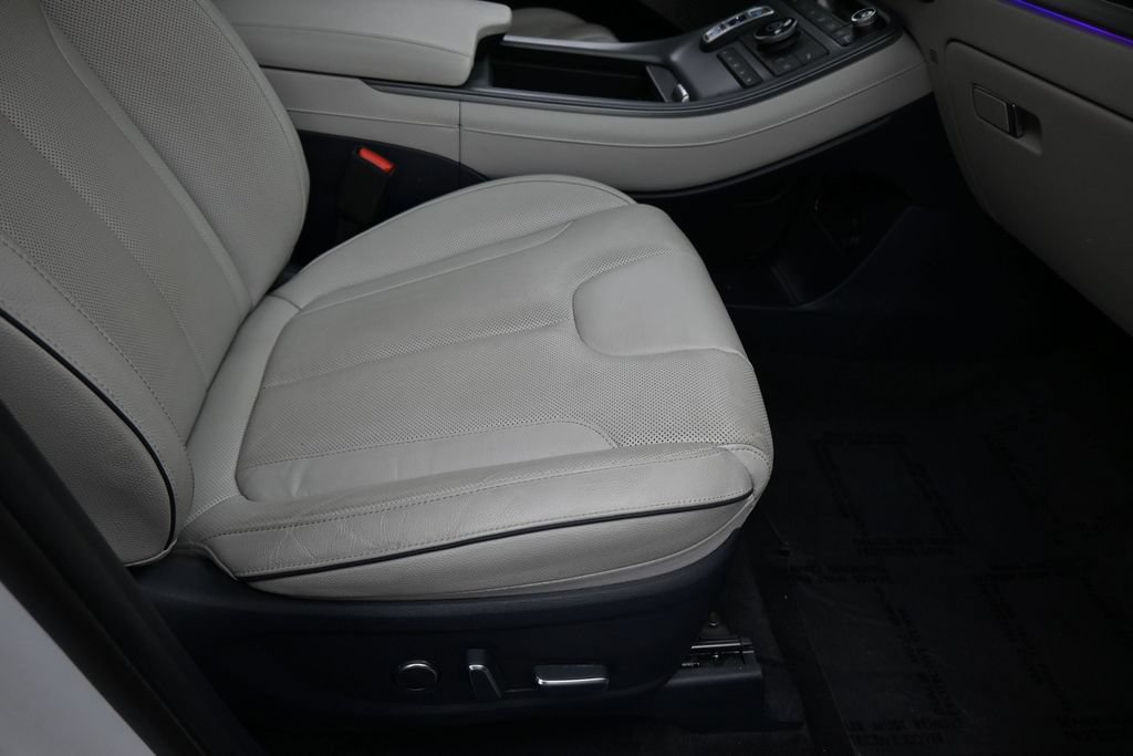 Used 2024 Hyundai Palisade Limited FWD image 50