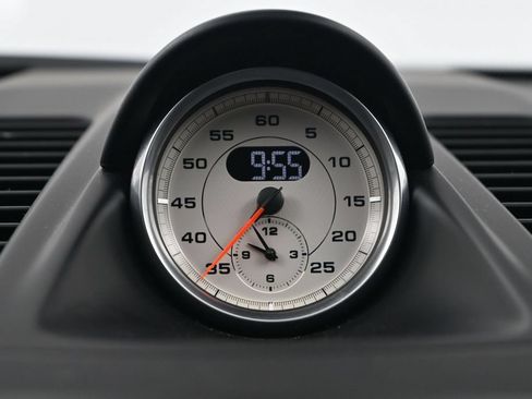 Certified 2017 Porsche 911 Turbo S AWD/4WD image 10