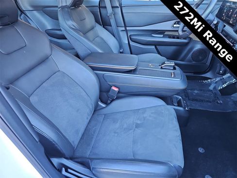 Used 2024 Nissan Ariya AWD image 18