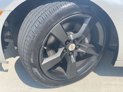 Used 2011 Chevrolet Camaro SS RWD image 21