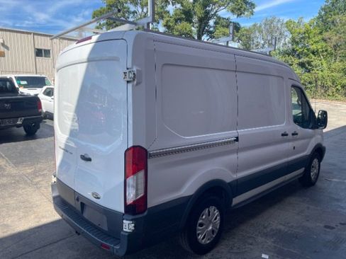 Used 2016 Ford Transit 150 130 Medium Roof w/ Exterior Upgrade Package image 40