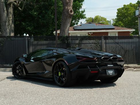Used 2024 Lamborghini Revuelto AWD/4WD image 9