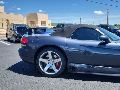 Used 2006 Dodge Viper SRT-10 RWD image 5