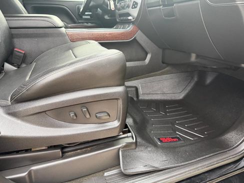 Used 2018 GMC Sierra 1500 SLT image 29