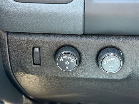 Used 2022 Chevrolet Colorado Z71 image 33