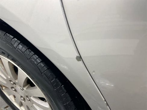 Used 2006 Buick Lucerne CX image 27