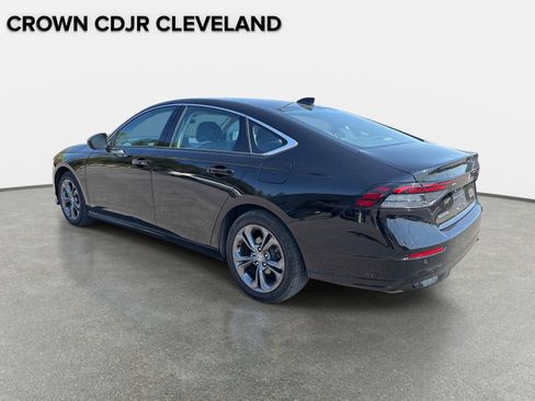 Used 2025 Honda Accord EX-L image 6