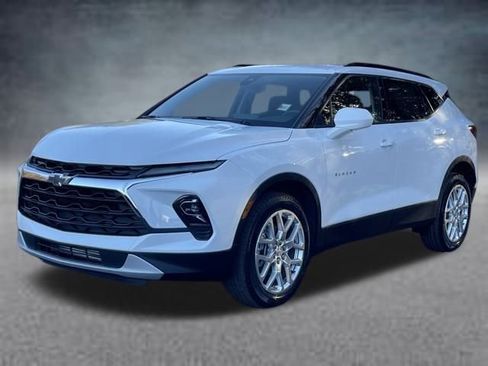 New 2025 Chevrolet Blazer LT w/ Convenience Package image 26