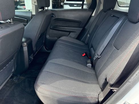 Used 2017 GMC Terrain SLE FWD image 25